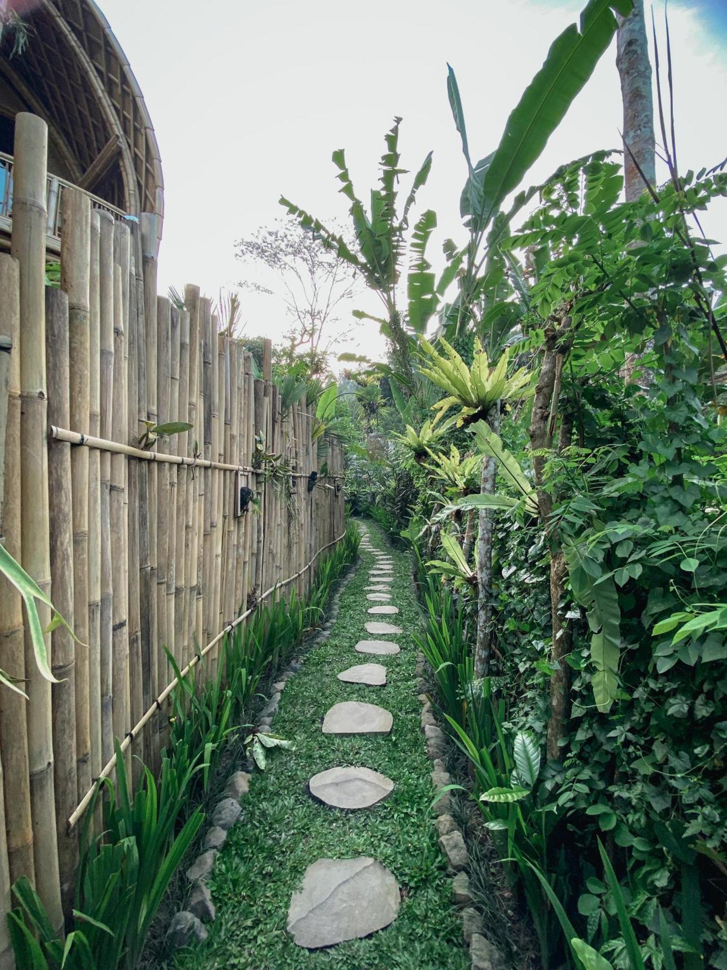 فيلا Alamvaya Bali Bamboo House سيديمين المظهر الخارجي الصورة