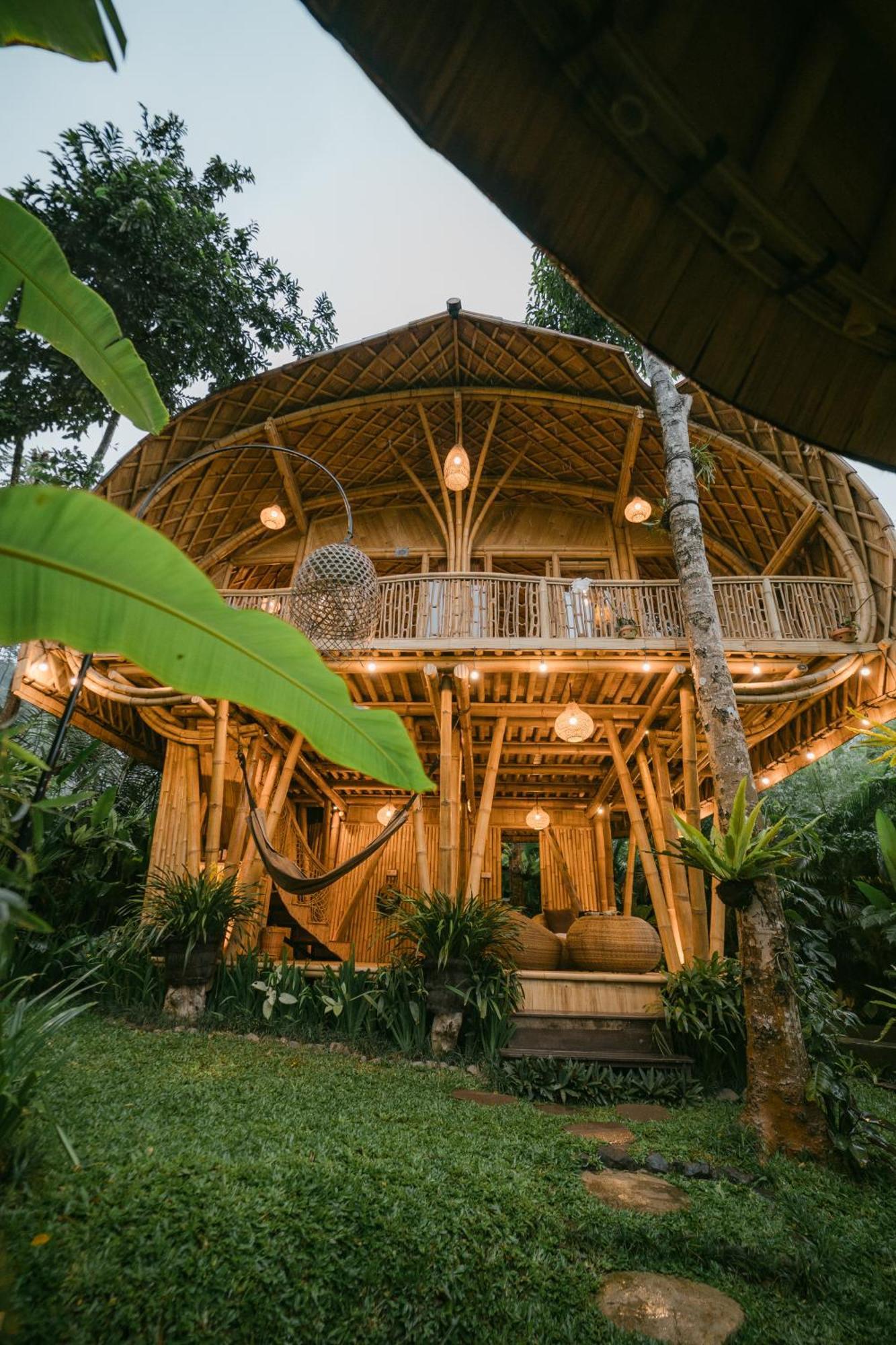 فيلا Alamvaya Bali Bamboo House سيديمين المظهر الخارجي الصورة